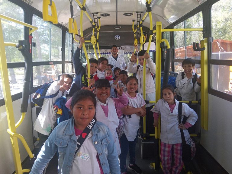 Atención: niños aprendiendo a moverse en la vía pública